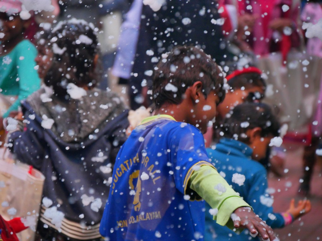 Solidarité et Joie au Marché de Noël d’Ashalayam