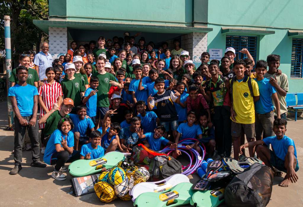 Échange Culturel entre Écoles: Saint Dominique et Ashalayam